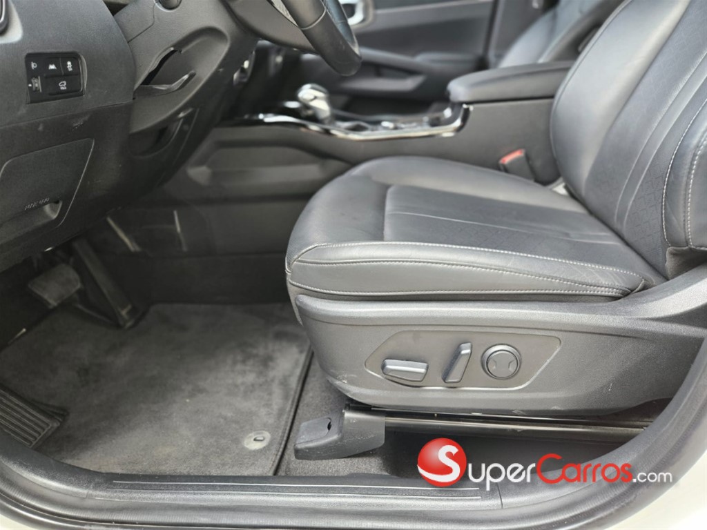 2022 Kia Sorento SX — foto 8 / 12