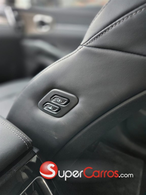2022 Kia Sorento SX — foto 9 / 12