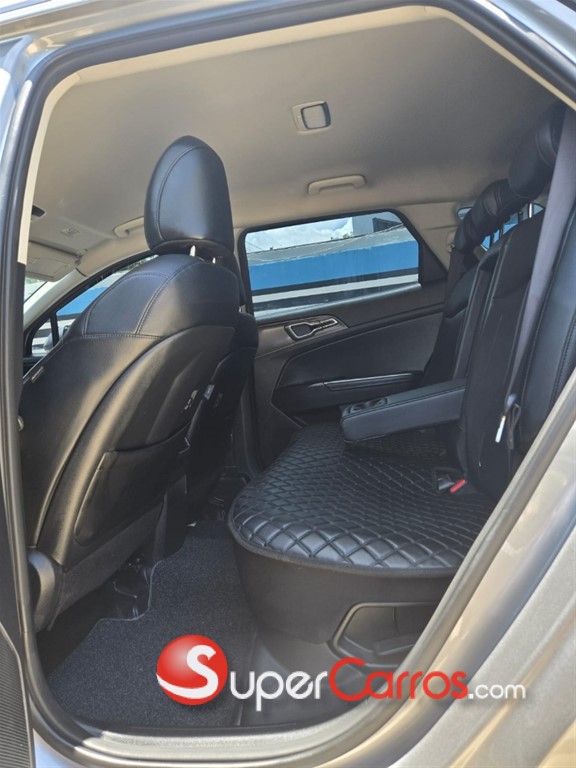 2024 Kia Sportage EX — foto 8 / 12
