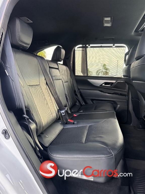 2024 Lexus LX 600 F Sport — foto 8 / 11