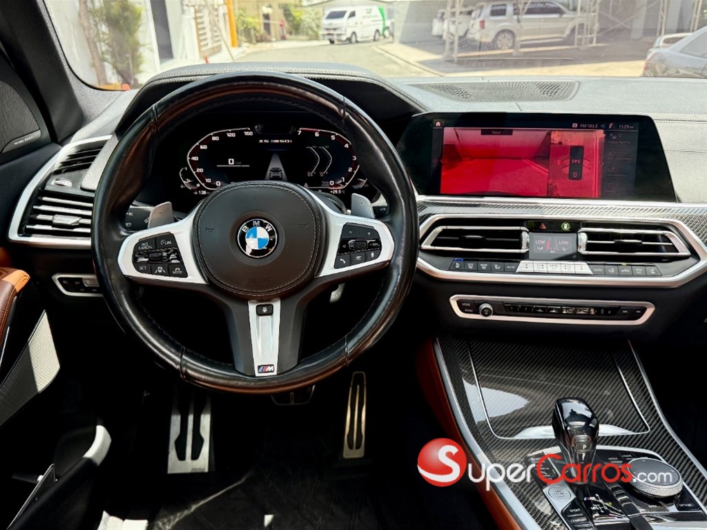 2021 BMW X 5 M50i — foto 4 / 12