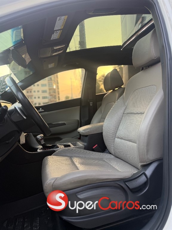 2020 Kia Sportage S — foto 6 / 10