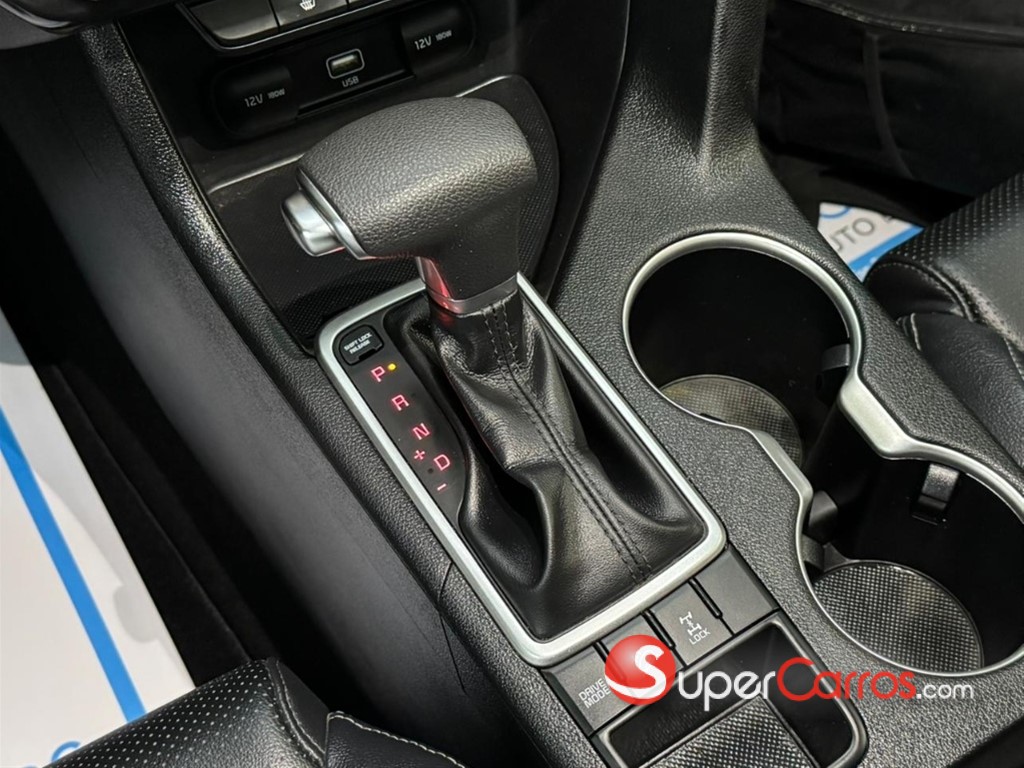 2022 Kia Sedona LX — foto 2 / 11