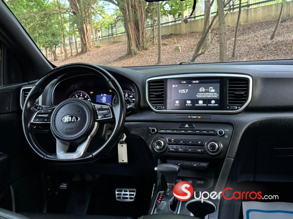 2022 Kia Sedona LX — foto 3 / 11