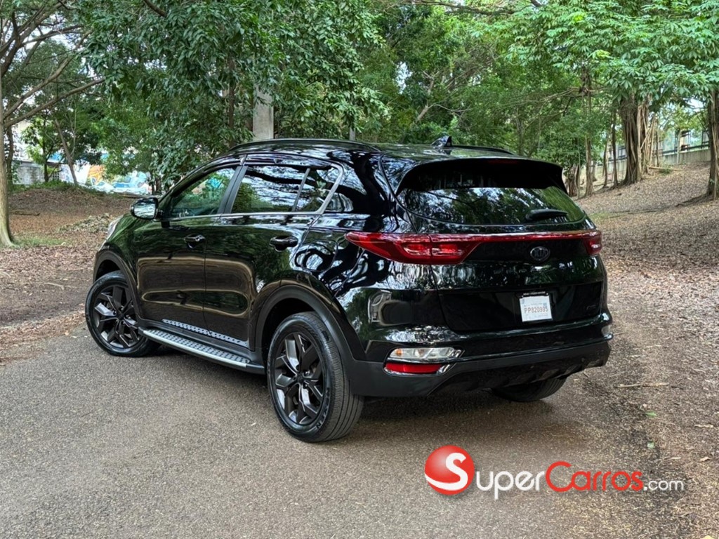 2022 Kia Sedona LX — foto 11 / 11