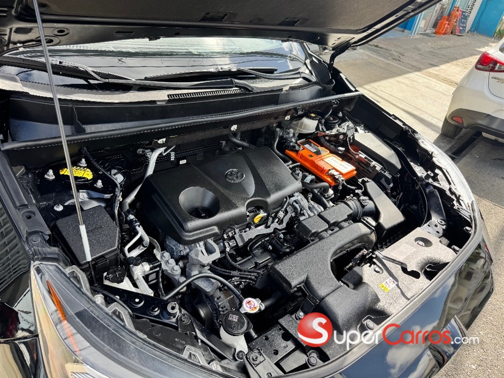 2020 Toyota RAV4 XLE — foto 9 / 11