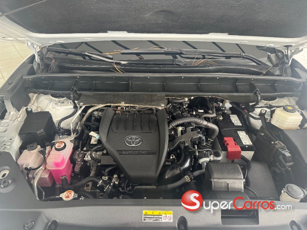 2024 Toyota Highlander Platinum — foto 8 / 12
