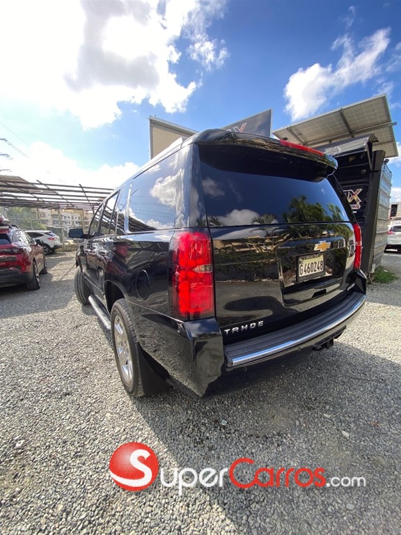 2019 Chevrolet Tahoe Premier — foto 9 / 12