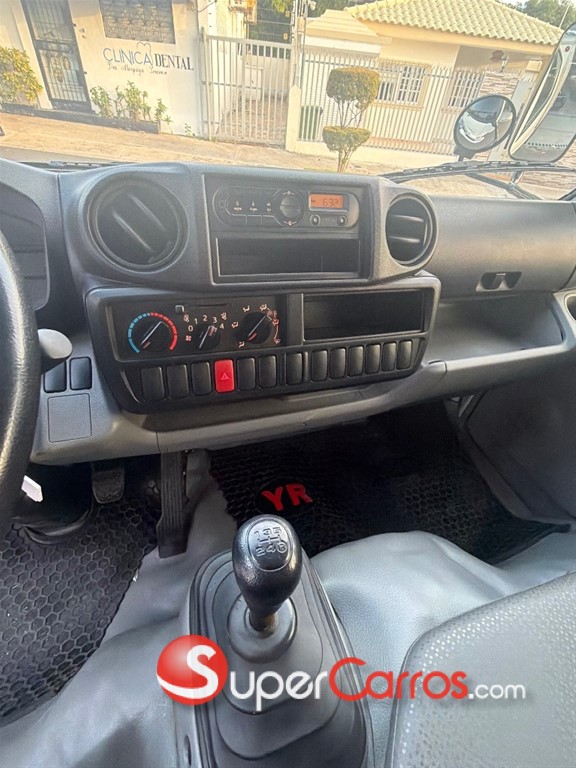 2025 Hino 200 — foto 10 / 10