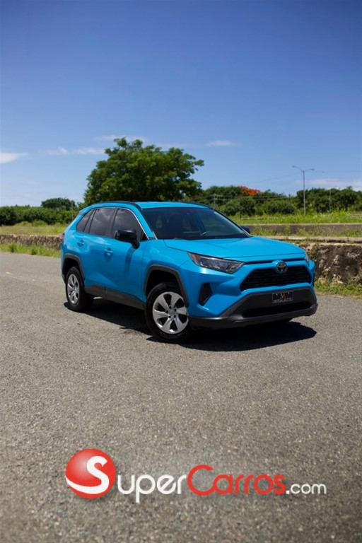 2019 Toyota RAV4 LE