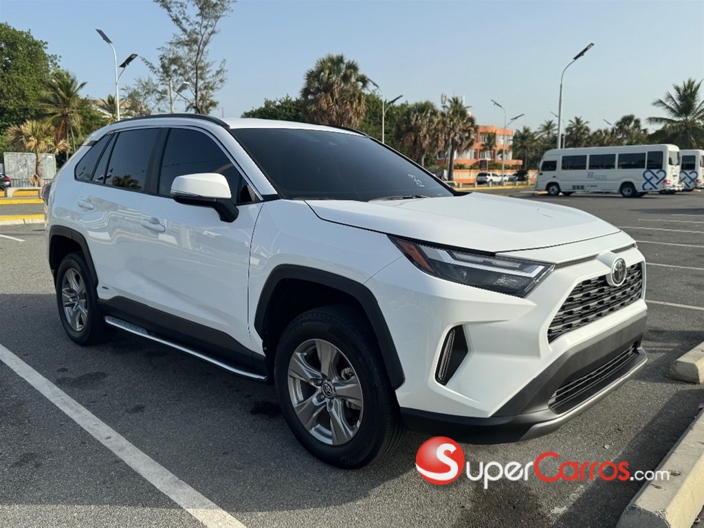 2025 Toyota RAV4 XLE Hybrid — foto 3 / 12