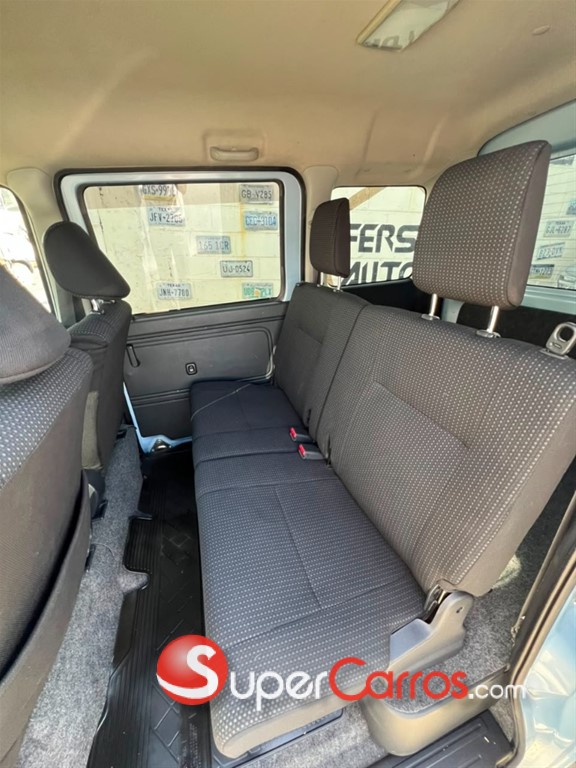 2020 Daihatsu Hijet — foto 6 / 11
