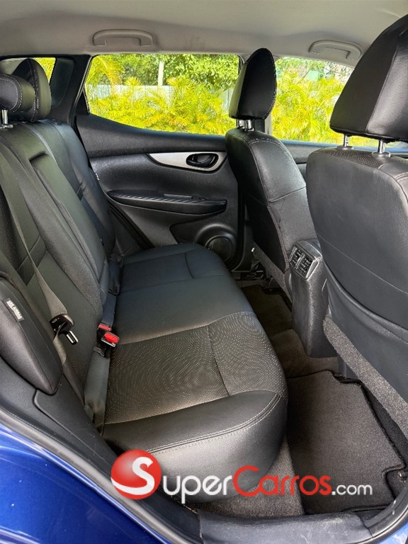 2020 Nissan Rogue Sport — foto 8 / 10