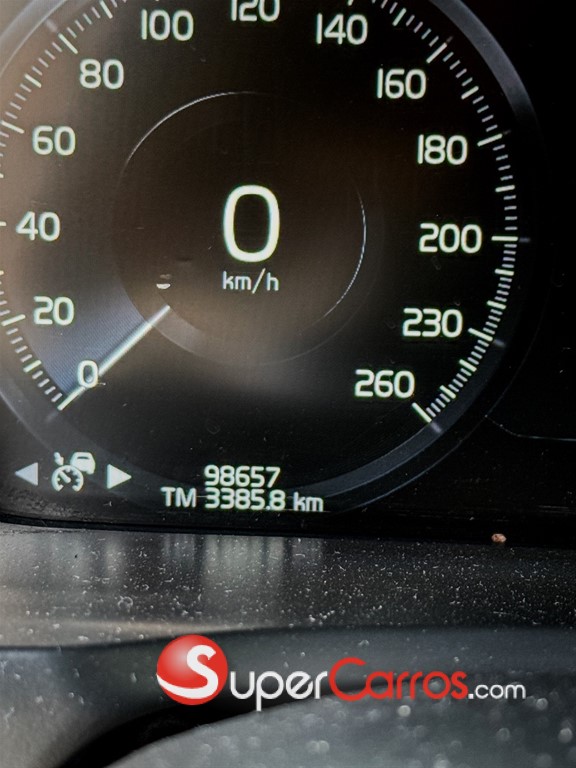 2021 Volvo XC90 Momentum T5 — foto 6 / 10
