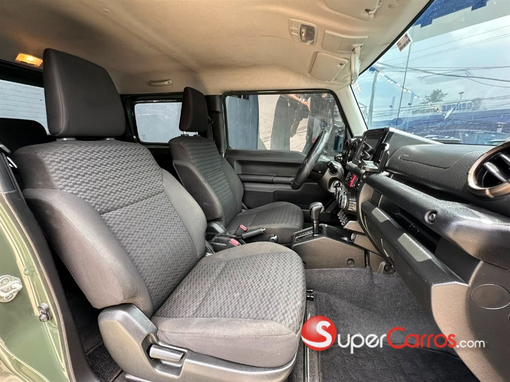 2021 Suzuki Jimny — foto 4 / 8