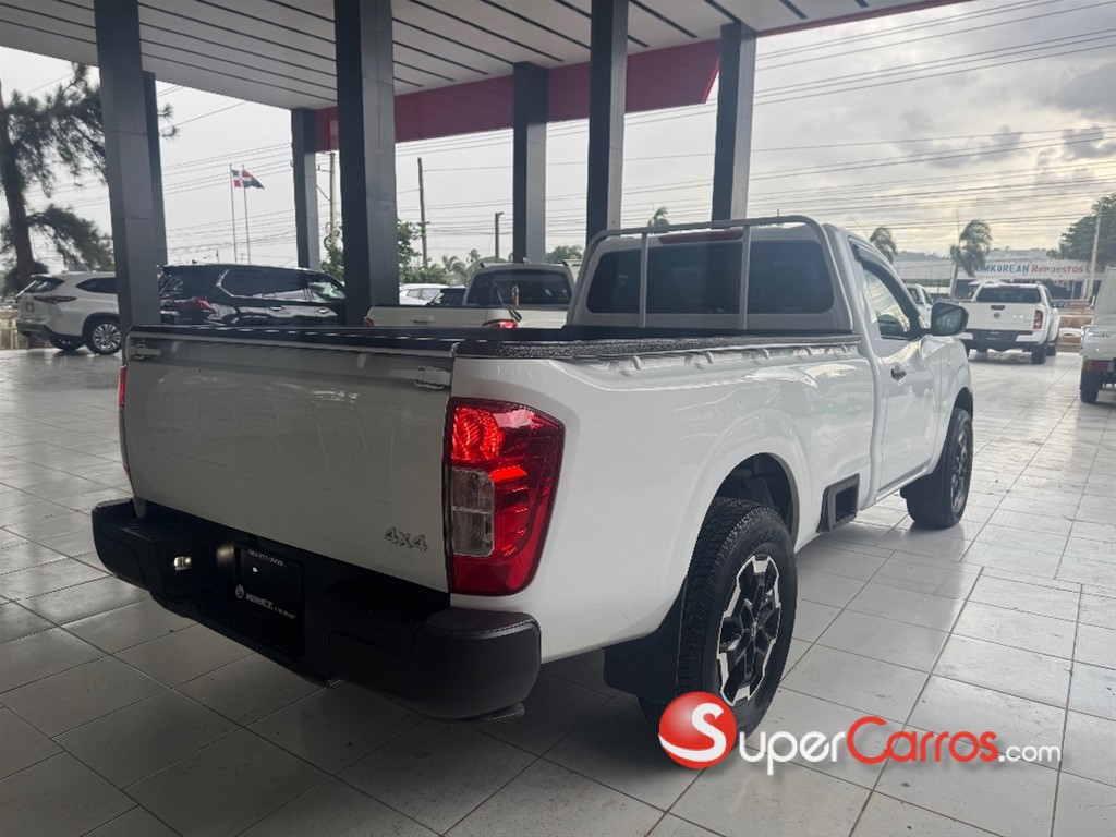 2023 Nissan Frontier S — foto 6 / 9