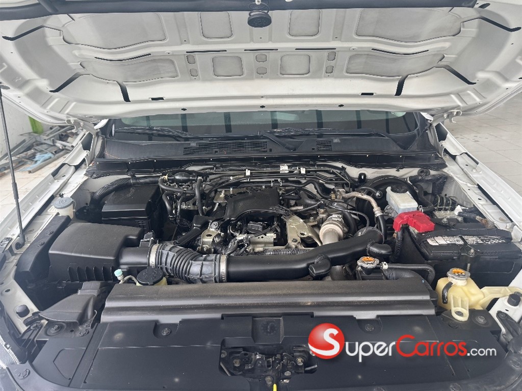 2023 Nissan Frontier S — foto 8 / 9