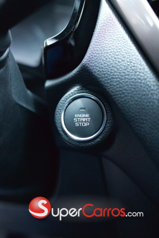 2027 Isuzu DMAX LS — foto 3 / 12
