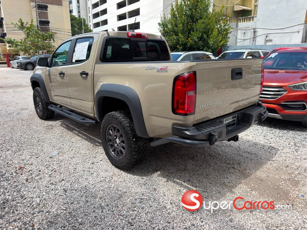 2022 Chevrolet Colorado ZR2 Midnight Edition — foto 3 / 10