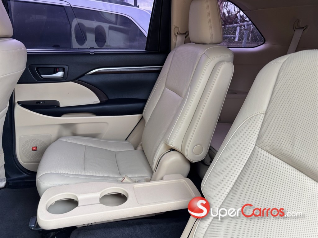 2014 Toyota Highlander Limited Platinum — foto 4 / 10