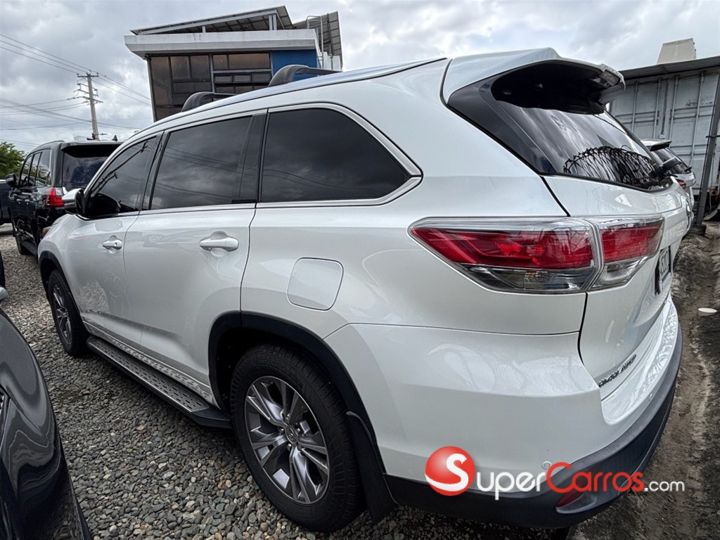 2014 Toyota Highlander Limited Platinum — foto 8 / 10