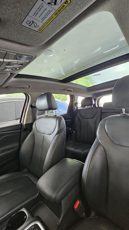 2020 Hyundai Santa Fe Limited — foto 9 / 11