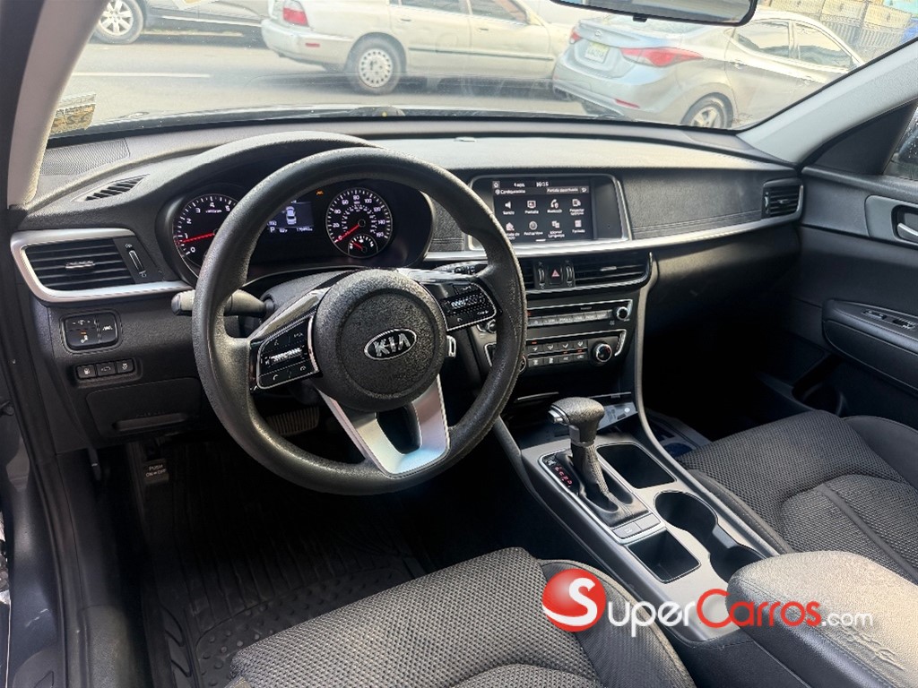 2020 Kia Optima FE — foto 7 / 12