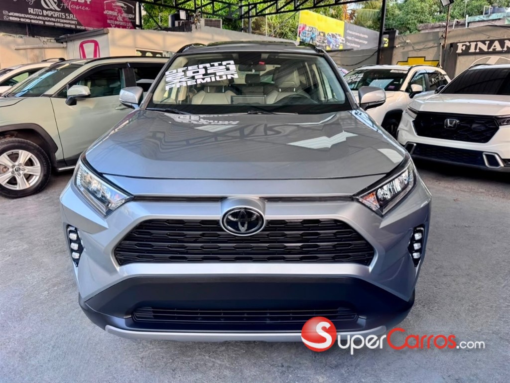 2021 Toyota RAV4 XLE Premium — foto 11 / 11