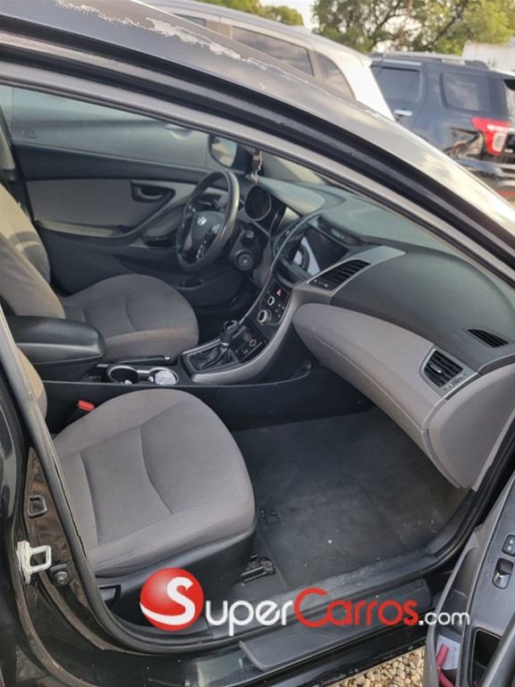 2015 Hyundai Elantra — foto 4 / 7