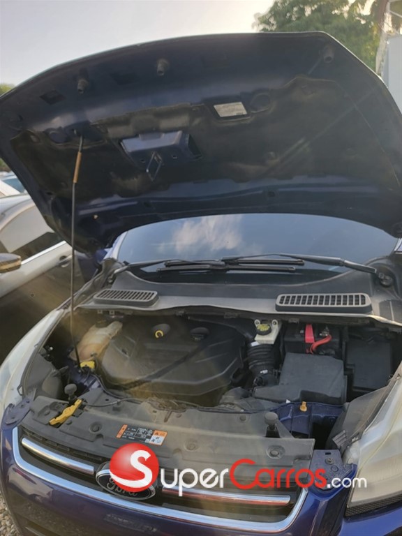 2015 Ford Escape — foto 2 / 8