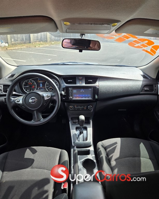 2019 Nissan Sentra SV — foto 9 / 11