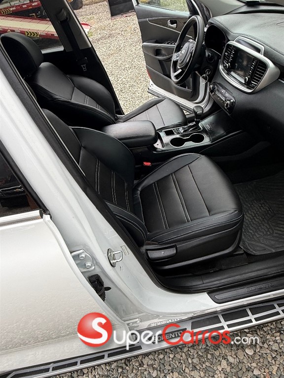 2020 Kia Sorento — foto 10 / 12