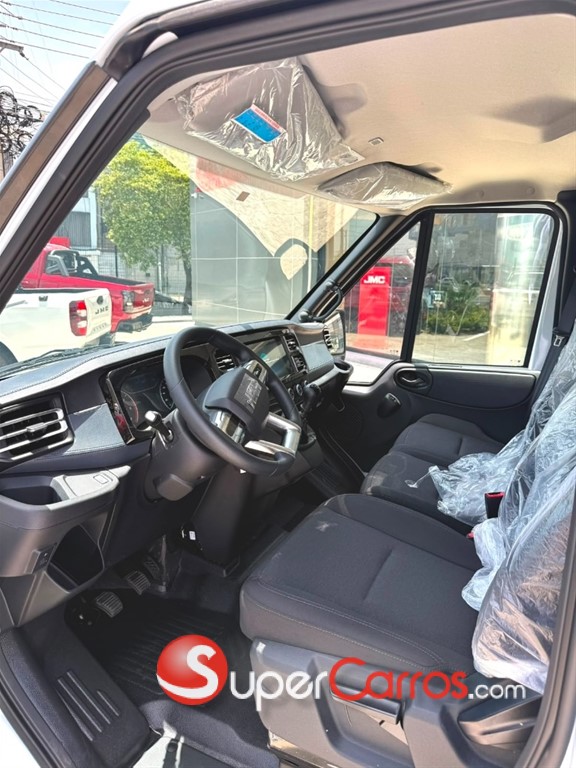 2027 JMC Camioneta — foto 5 / 12