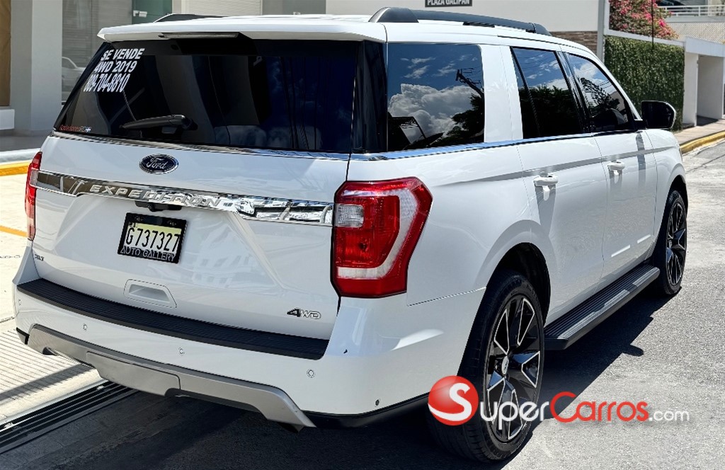 2019 Ford Expedition XLT — foto 4 / 11