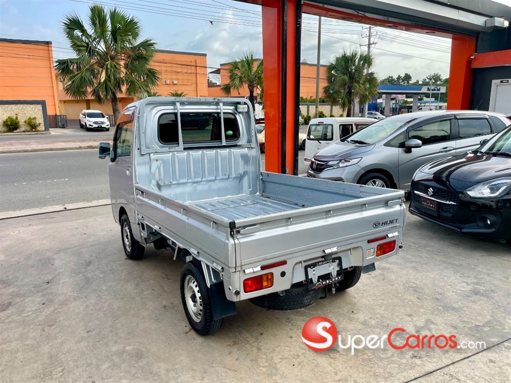 2020 Daihatsu Hijet — foto 8 / 12