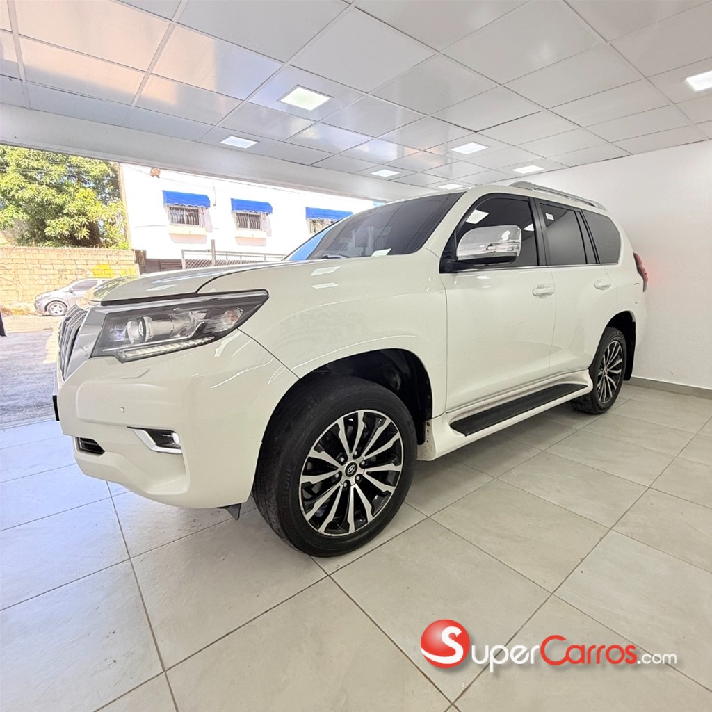 2018 Toyota Land Cruiser Prado VXL