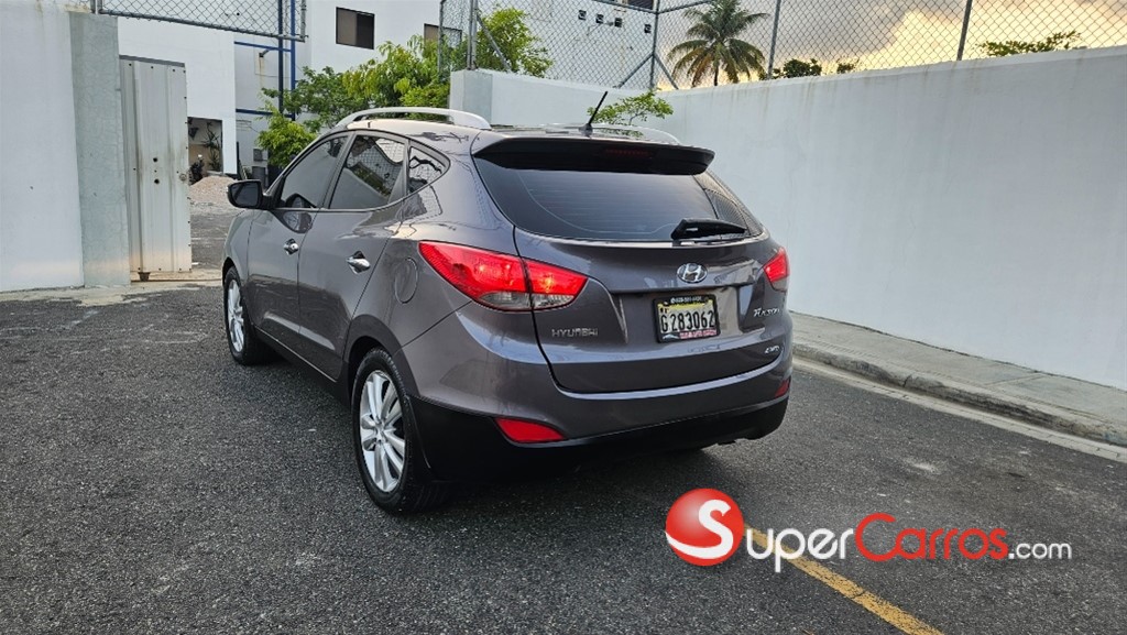 2012 Hyundai Tucson LIMITED — foto 4 / 8