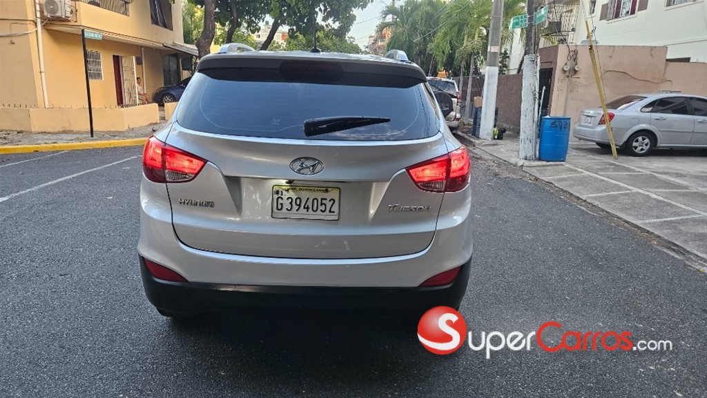 2011 Hyundai Tucson — foto 2 / 12