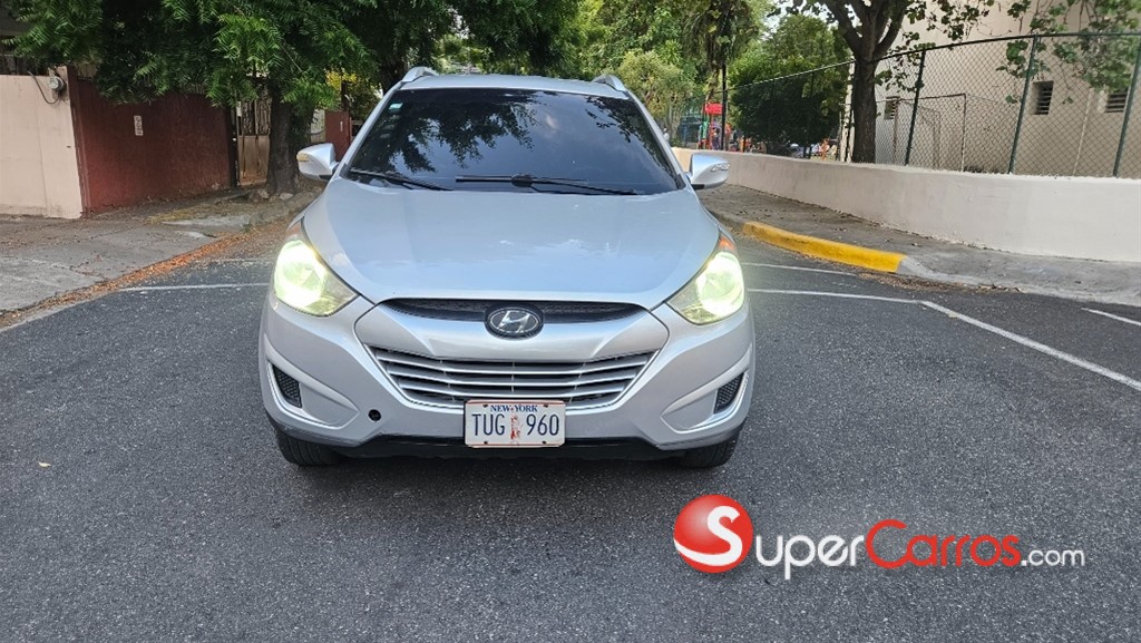 2011 Hyundai Tucson — foto 4 / 12