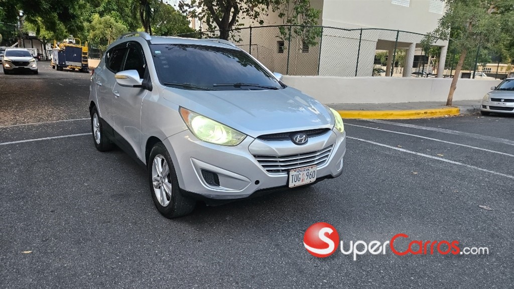 2011 Hyundai Tucson — foto 5 / 12