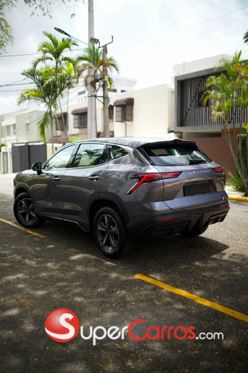 2027 Jetour Dashing — foto 10 / 12