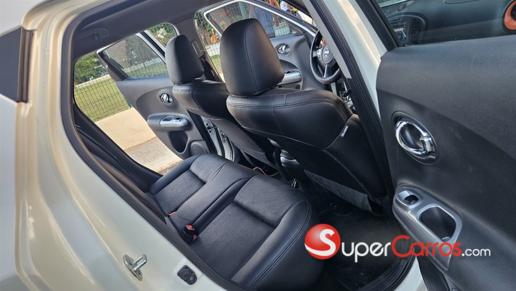2014 Nissan Juke — foto 2 / 10