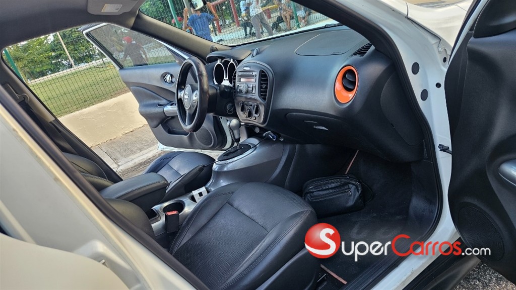 2014 Nissan Juke — foto 4 / 10