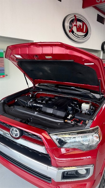 2017 Toyota 4 Runner Limited — foto 12 / 12