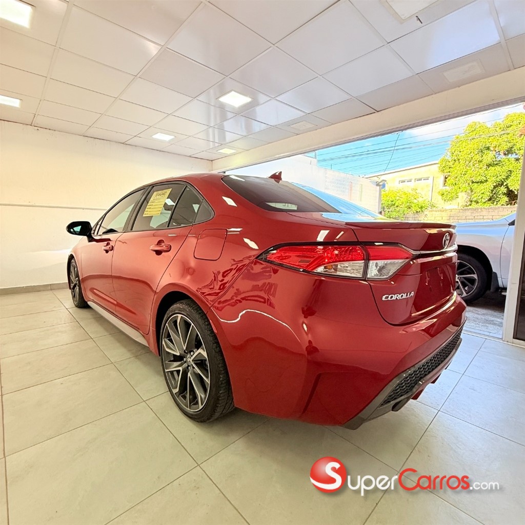 2021 Toyota Corolla SE — foto 8 / 10