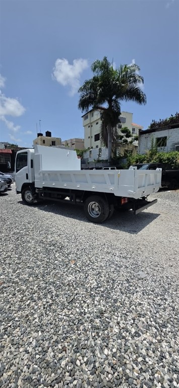 2022 Isuzu Volteo — foto 3 / 10