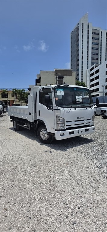 2022 Isuzu Volteo — foto 8 / 10
