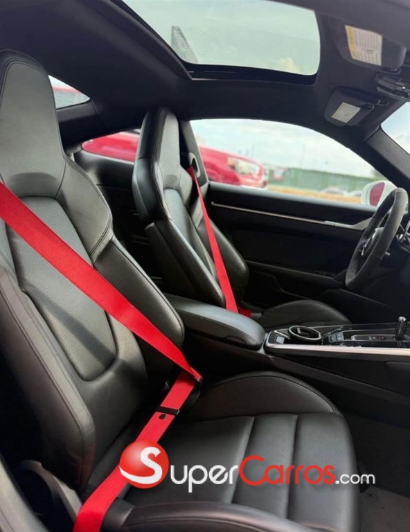 2020 Porsche 911 Carrera S — foto 7 / 9