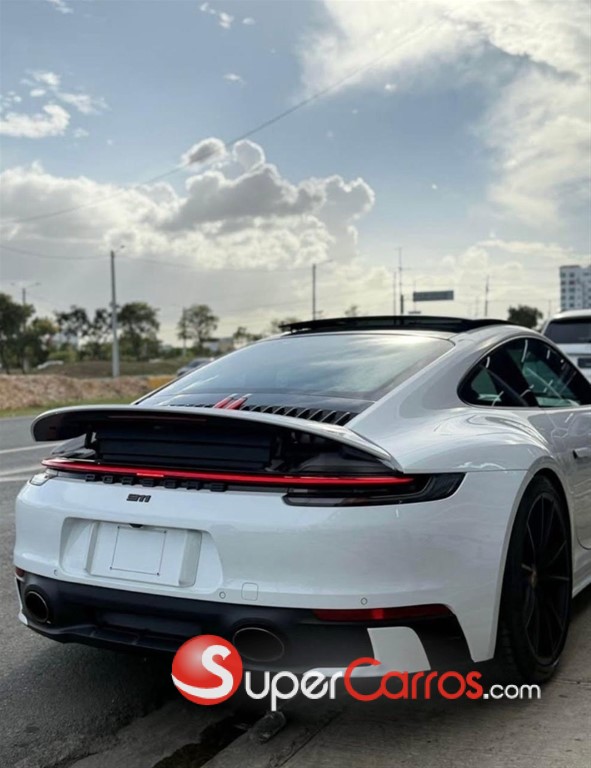 2020 Porsche 911 Carrera S — foto 8 / 9