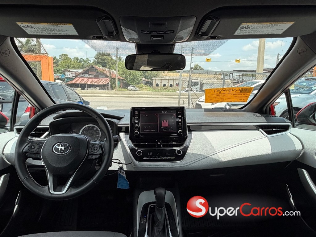 2021 Toyota Corolla SE — foto 8 / 10